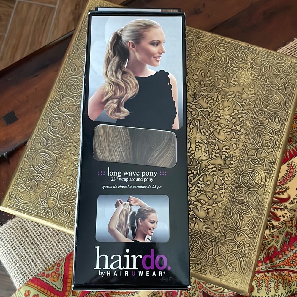 Hairdo long wave pony 23”